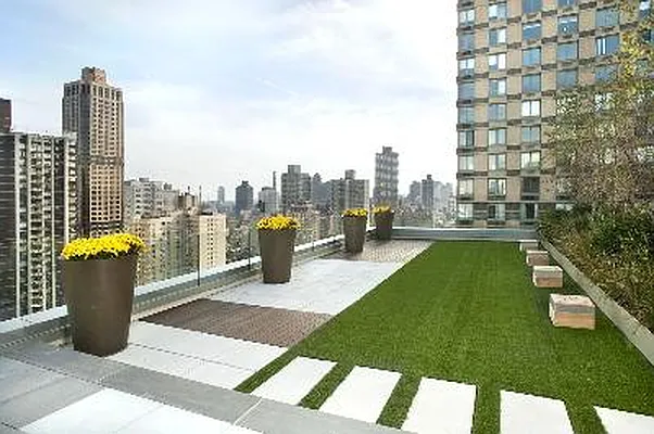 Sold by Corcoran | media 8