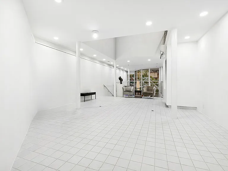 22 E 81st St #1 — Photo 4