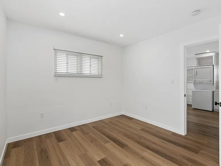 3647 Georgia St — Photo 4