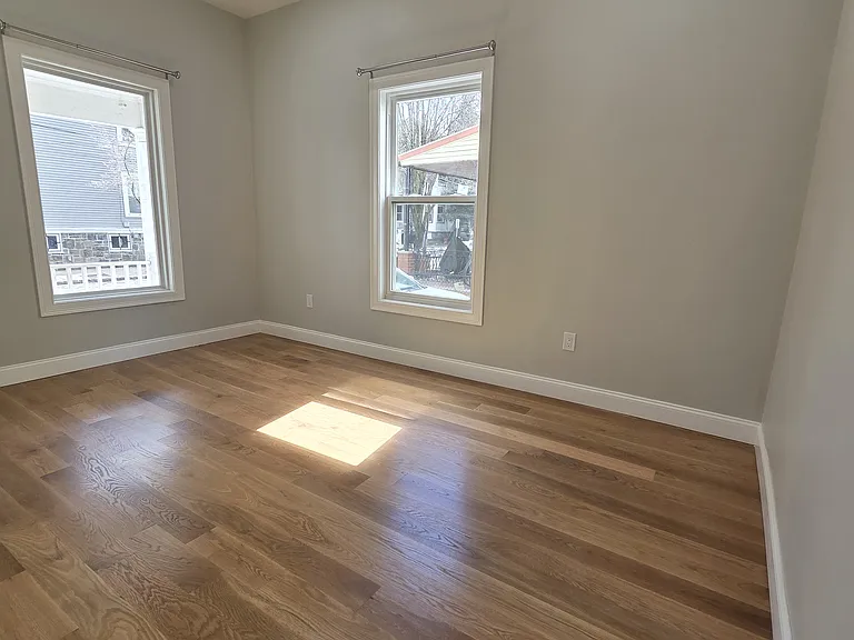 56-1 Pinckney St — Photo 2
