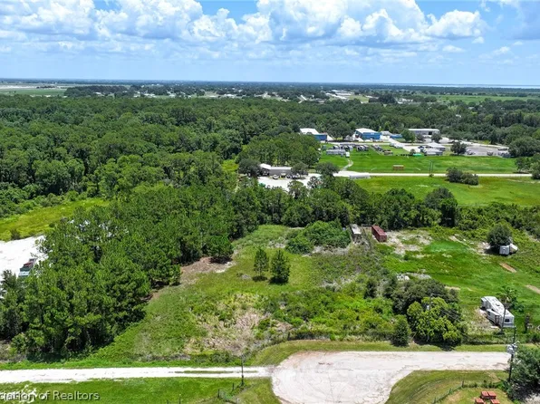 243 Commercial Pl, Sebring, FL 33876