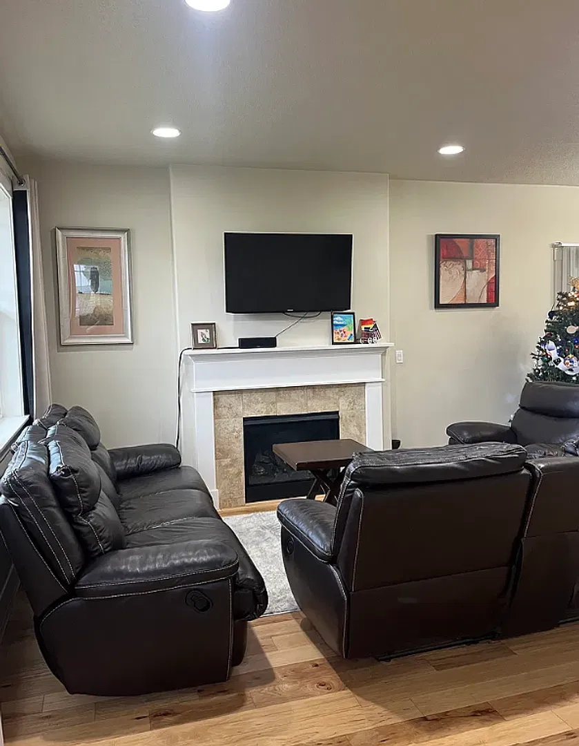 Beautiful 3 BD | 2.5 BA | Single-Family Home | Bethany Creek Falls Community | North Bethany | A+... — Photo 4