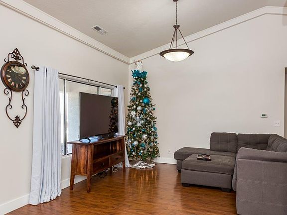 3rd image of 710 S Indian Hills Dr Unit 25
