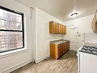 42-37 Union Street — Photo 1