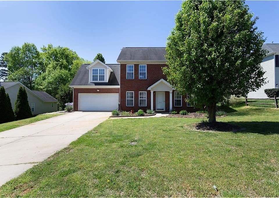 1st image of 3713 Northrop Dr