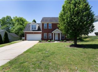 3713 Northrop Dr, Haw River, NC 27258