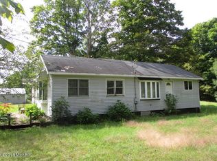 4256 E Kirby Rd, Battle Creek, MI 49017