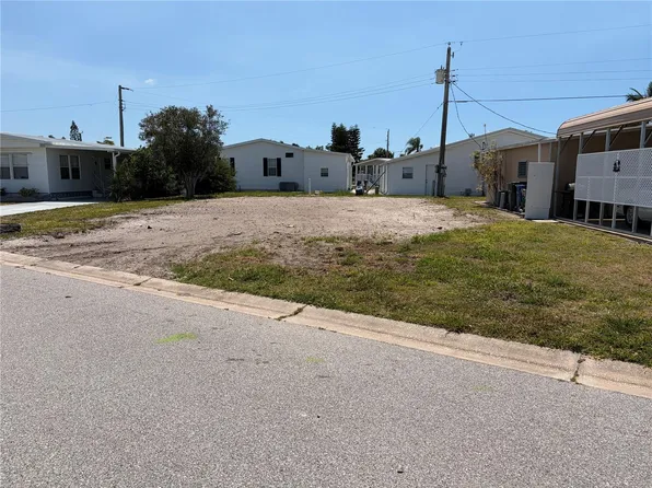 4913 Oakland Hills Ave, Sarasota, FL 34234