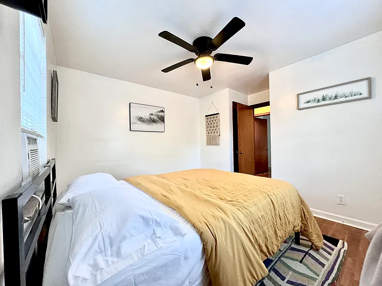 3512 Hazelwood Ave #2 — Photo 7