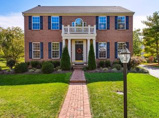 187 Chasely Cir, Powell, OH