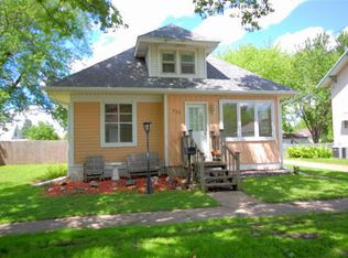 715 13th St, Boone, IA 50036