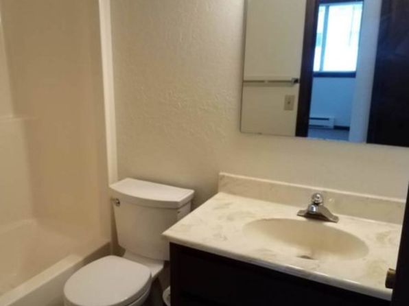 518 Oak Ave #8
