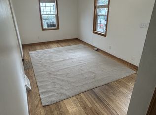 720 Boyd St, Des Moines, IA 50316