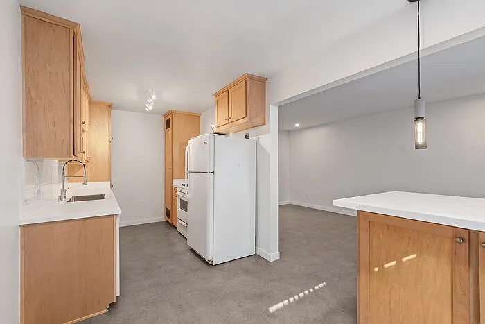 3801 Centre St #C — Photo 4