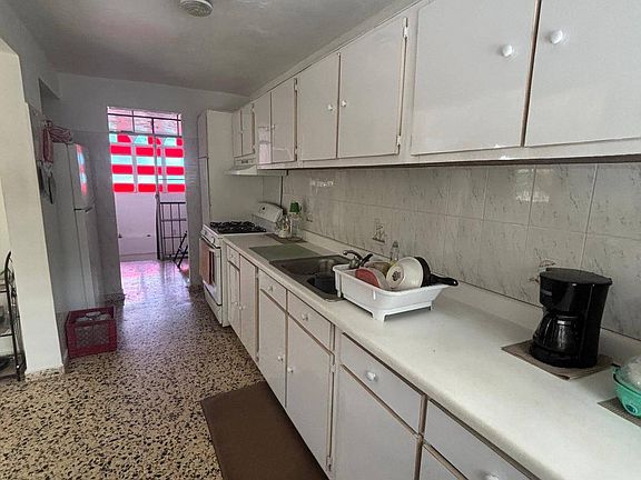 4th image of 2 Raman Garay