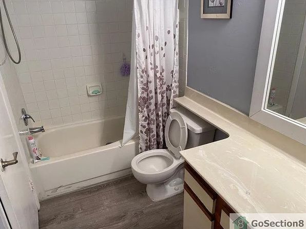 5740 Rock Island Rd APT 292