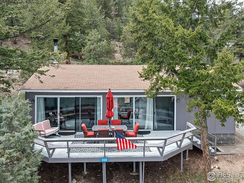 1st image of 660 Aspen Ave