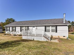 324 Justice Ridge Rd, Candler, NC 28715