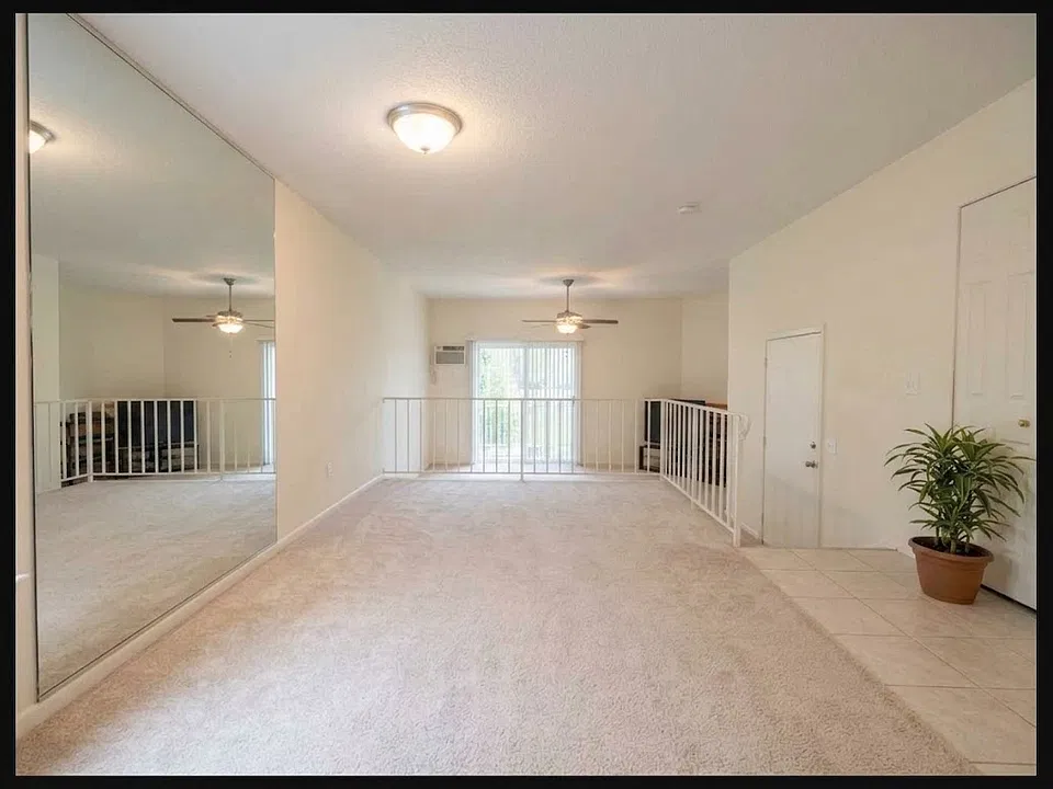 11 King Arthur Dr