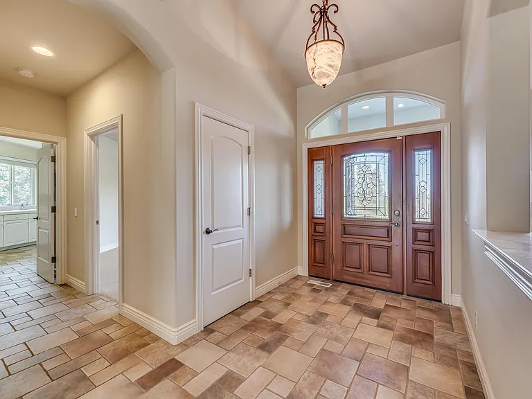 1039 Mountain Air Ct — Photo 6