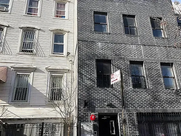 23 Jefferson Street image 1 of 5