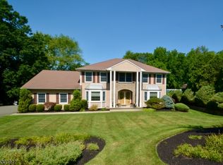 35 Dominic Dr, Rockaway, NJ 07866