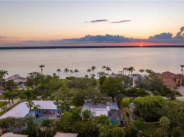 3421 W Riverside DR, FORT MYERS, FL 33901