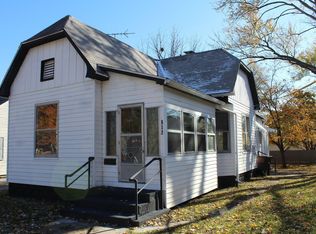 812 E College Ave, Greenville, IL