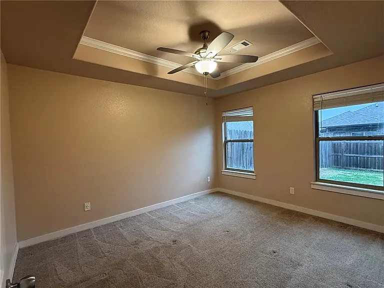 522 Vee St #522 — Photo 12