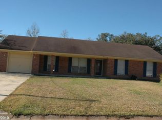 814 Sagewood Dr, Hinesville, GA 31313