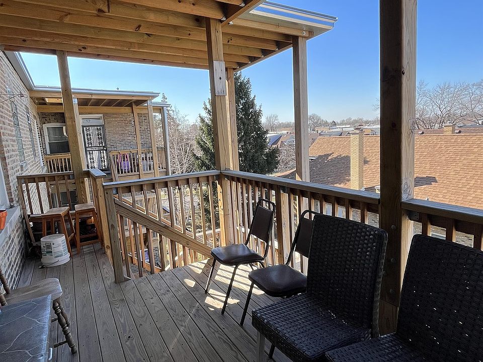 Outdoor deck for for your enjoyment.