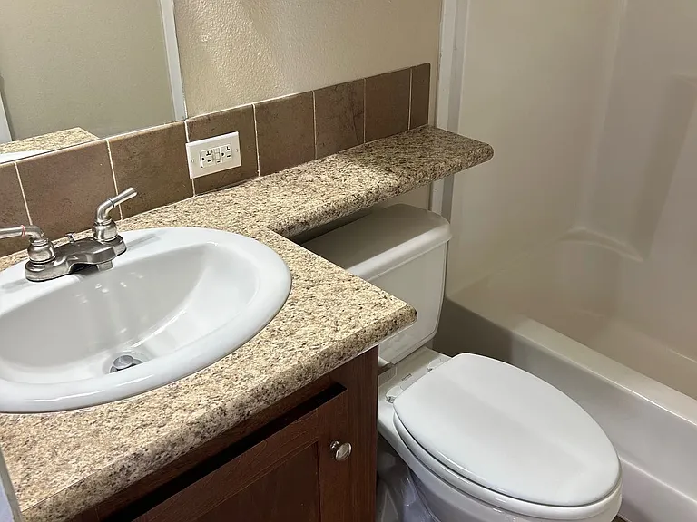 2211 Ashberry Ave #23 — Photo 16