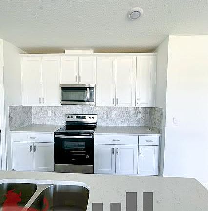 4th image of 273 Bayberry Lakes Blvd