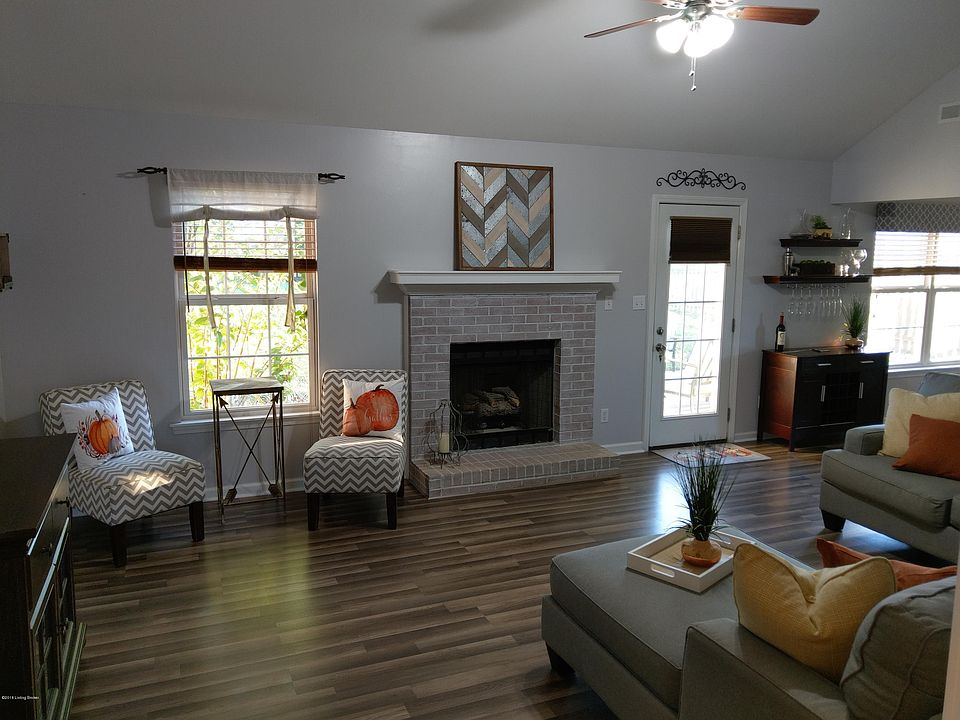1st image of 1539 Overlook Cir