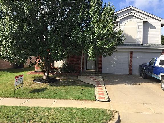 2nd image of 804 Meadowlark Dr