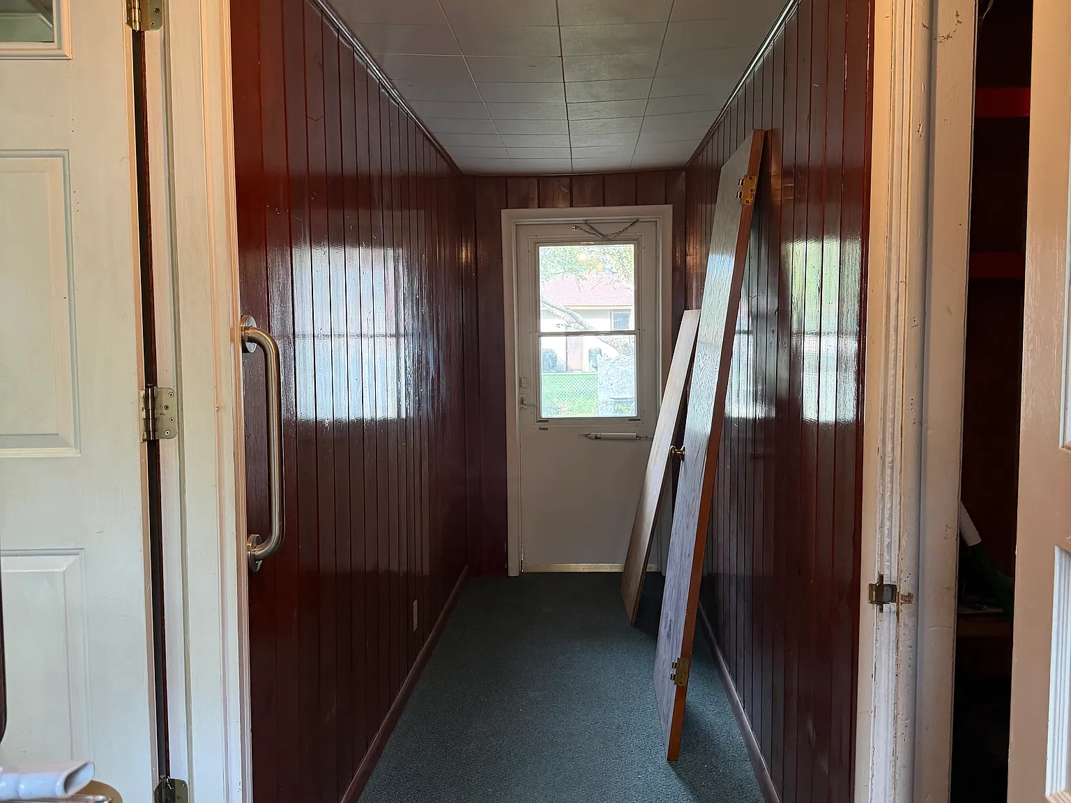 5 bed, 1850 sqft, $3,200 — Photo 2
