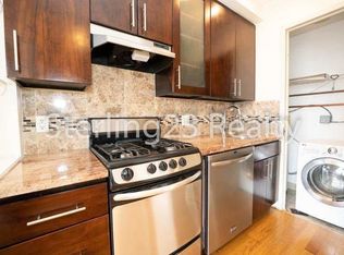 2515 Crescent St #B4, Astoria, NY 11102