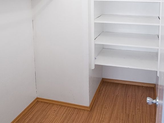 5th image of 4417 S Centinela Ave #1