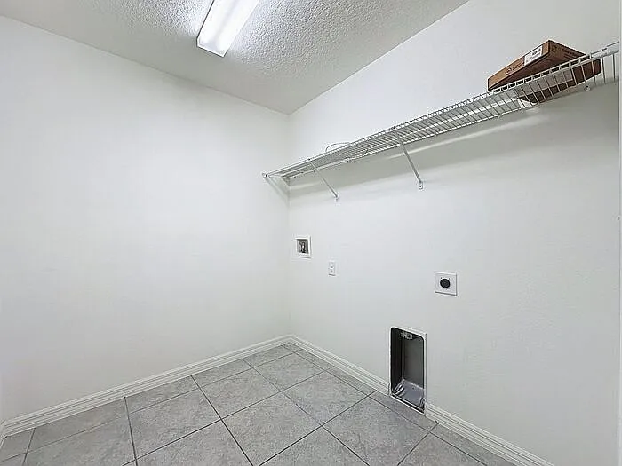 707 Scrub Oak Hammock Rd — Photo 22