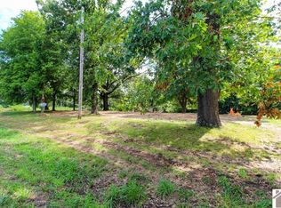 6337 Oak Level Rd, Benton, KY 42025