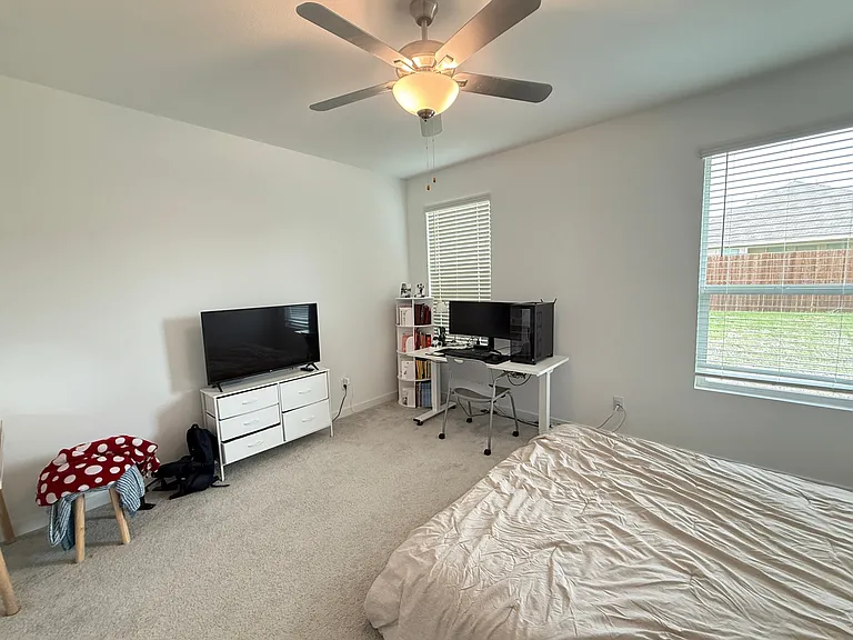 524 Hackney Dr — Photo 14