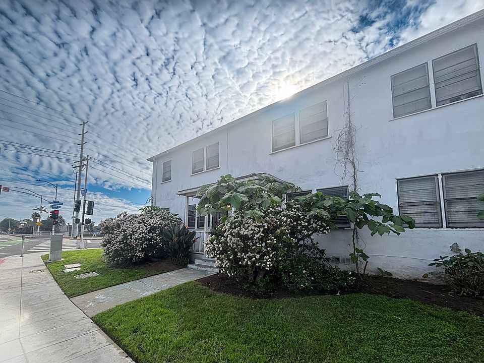 1st image of 3131 Meade Ave