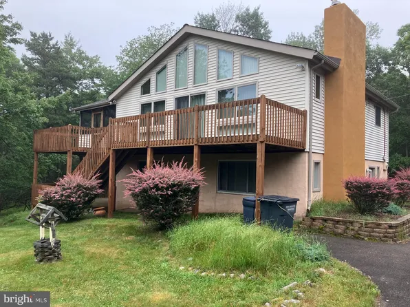 186 Elmwood Dr, Albrightsville, PA 18210