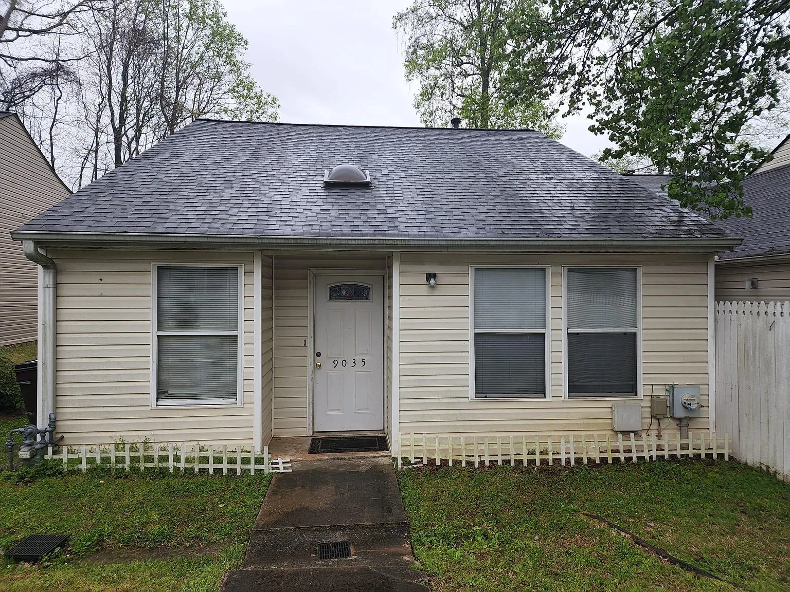 2 bed, 1124 sqft, $1,350 — Photo 1