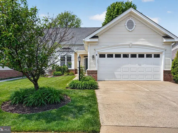 17657 Glass Ridge Pl, Gainesville, VA 20155