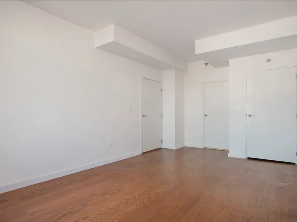 40-26 College Point Boulevard image 8 of 18