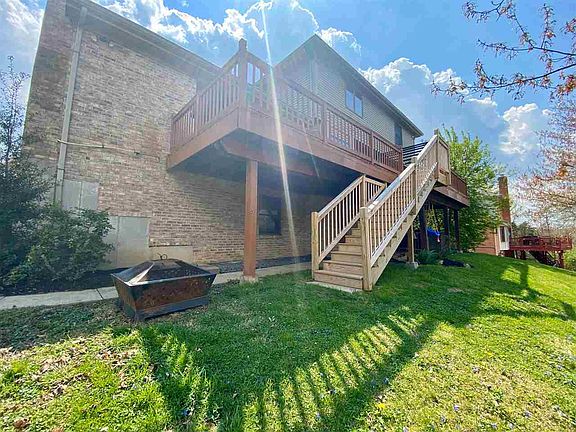 4th image of 144 Carriage Park Dr