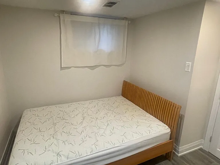 61 Aurora Heights Dr #LOWER — Photo 14