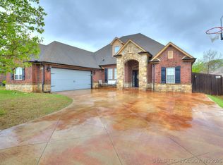 14710 Courtney Ln, Glenpool, OK 74033