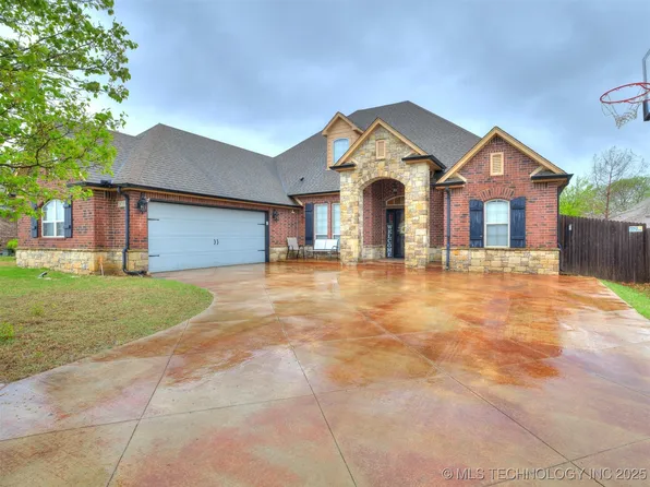 14710 Courtney Ln, Glenpool, OK 74033